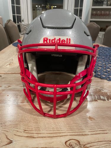 Used Adult Riddell SpeedFlex Helmet