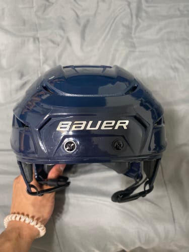 New Medium Bauer Pro Stock Hyperlite Helmet