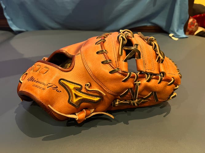 Mizuno Pro First Base 12.5" Baseball Glove