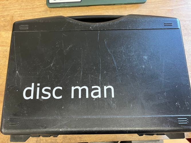 Disc man electric sharpener