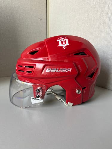 USHL Dubuque Fighting Saints #20 Used Medium Bauer Pro Stock Re-Akt 200 Helmet