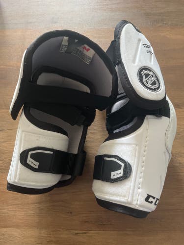 SMALL CCM 19K Pro Stock Elbow Pads