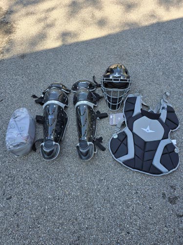 Used All Star Advanced Series Catcher's Set