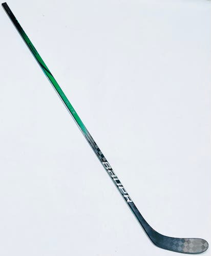 New Custom Green Bauer AG5NT (Hyperlite 2 Dress) Hockey Stick-LH-82 Flex-P28-Grip W/ Full Tactile