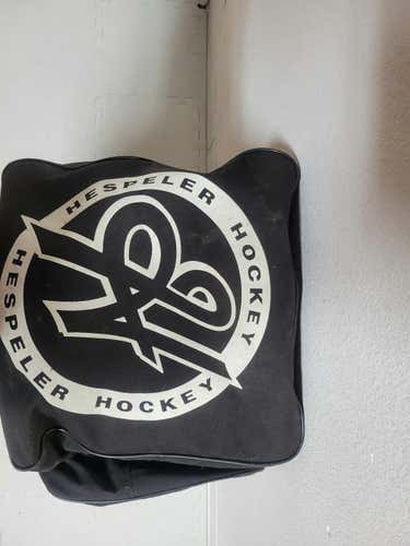 Used Hespeler Hockey Equipment Bags