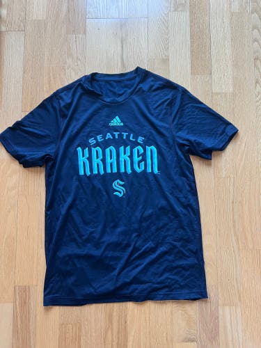 Seattle Kraken Small T-Shirt