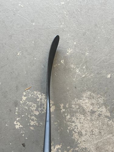New Senior CCM Left Hand P28  RibCor Trigger 7 Pro Hockey Stick