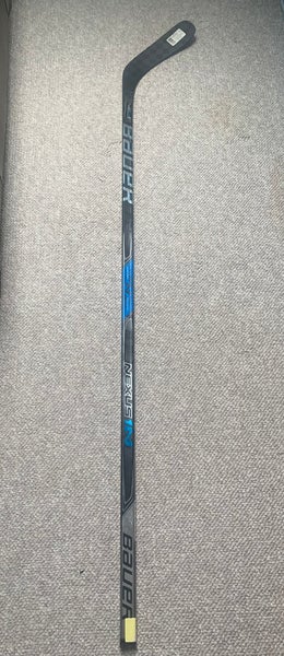 New Senior Bauer Right Handed P88 Nexus 1N Hockey Stick