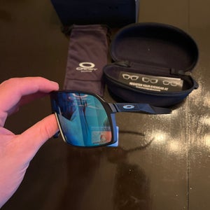 New One Size Fits All Oakley Sutro Sunglasses