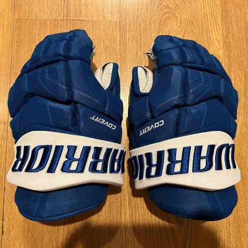 Colorado Avalanche Lightly Used Warrior Covert QRL Pro Gloves 14" Pro Stock