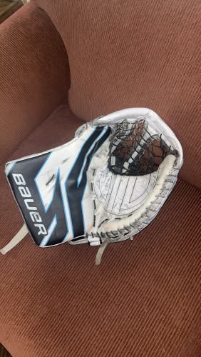 Bauer Goalie Glove