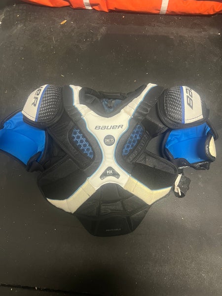 Used XL Bauer Supreme One75 Shoulder Pads