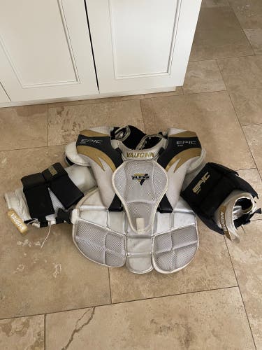 Used  Vaughn Epic 8400 Goalie Chest Protector