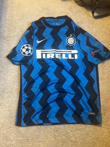 Inter Milan 2020-21 Home XL Nike Soccer Jersey - Lautaro Martinez