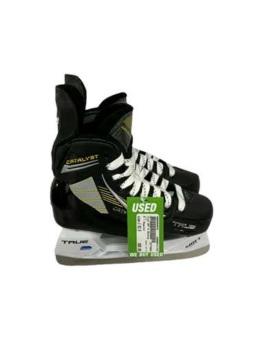 Used True Cat 5 Junior Ice Hockey Skates Size 3.5