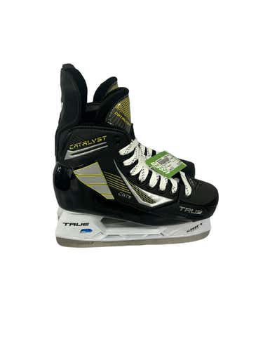 Used True Cat 5 Intermediate Ice Hockey Skates Size 6