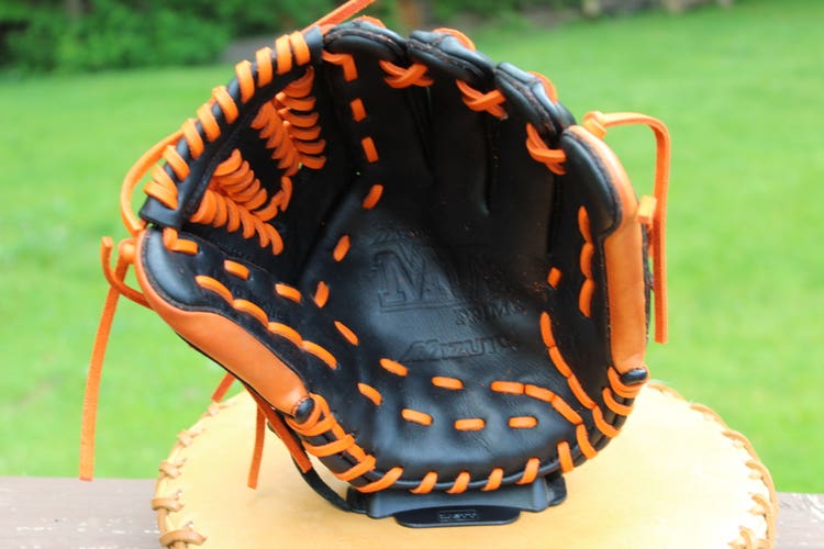 Used Right Hand Throw Mizuno Pitcher's MVP Prime Baseball Glove 11.75"