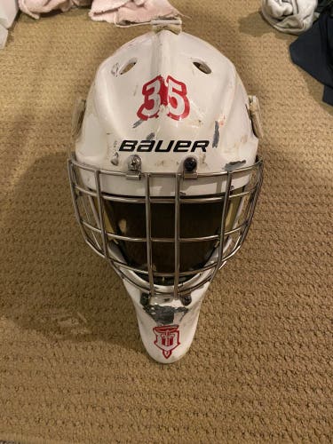 Used Senior Bauer  960 Goalie Mask