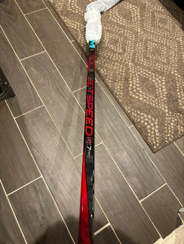 CCM JETSPEED FT7 Pro Intermediate Hockey Stick