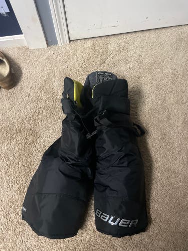 Used Senior Bauer Supreme 2s Pro Hockey Pants