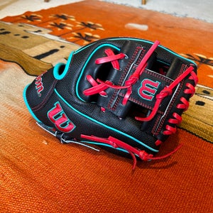 Brand New 2024 Wilson A2000 PF11 SuperSkin Baseball Glove *Pedroia Fitt 11"