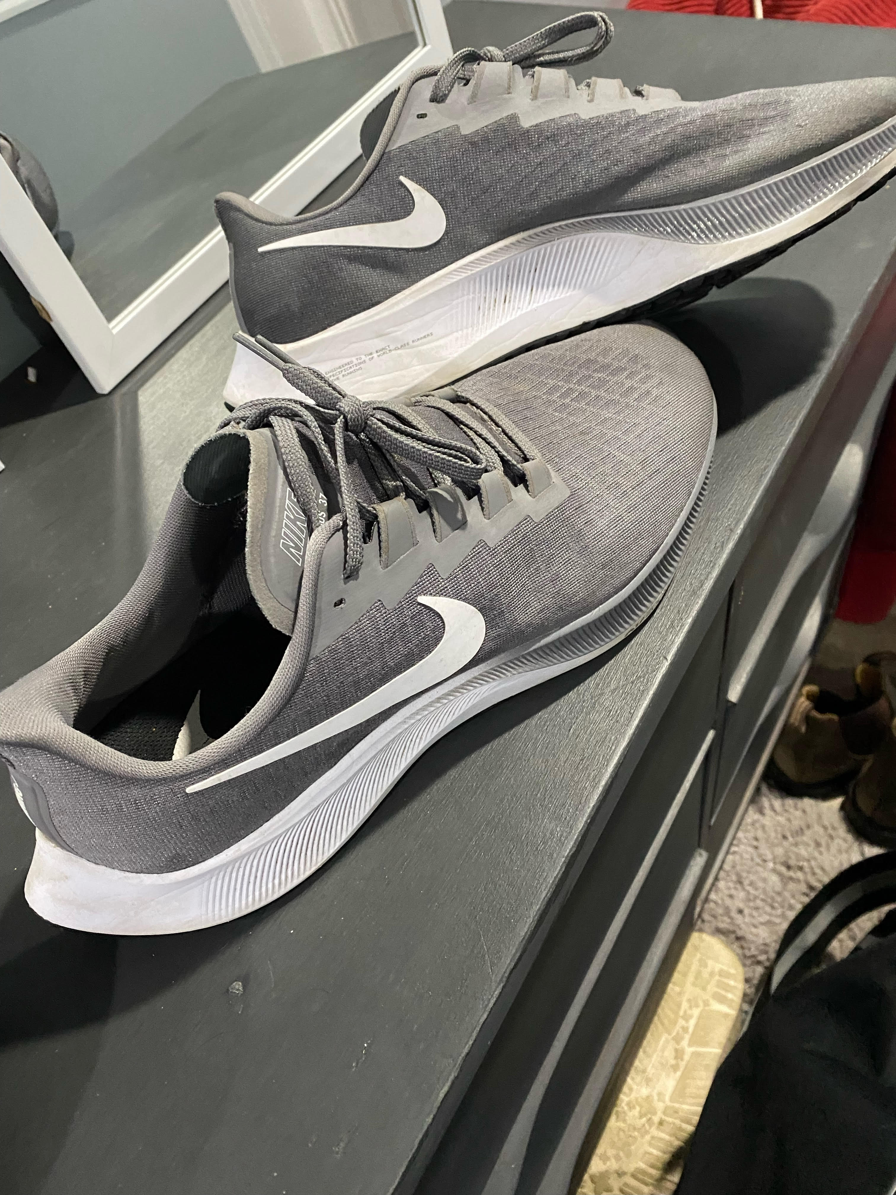 nike pegasus 37 iron grey
