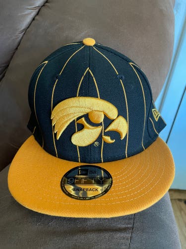 Iowa Hawkeyes New Era NCAA SnapBack Hat