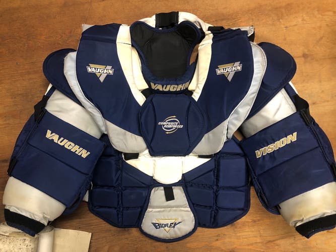 Used  Vaughn Vision Goalie Chest Protector Senior Large