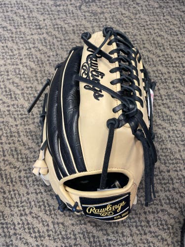 New Right Hand Throw 12.75" Baseball Glove