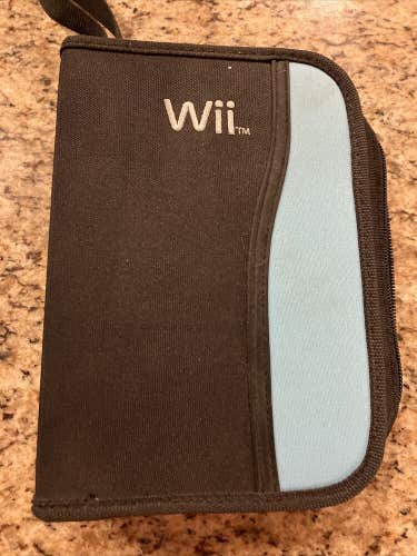 Black & Light Blue Nintendo Wii Controller Carrying Case (with Controllers)