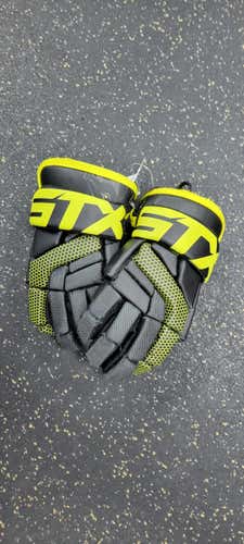 Used Stx Stallion 100 8" Junior Lacrosse Gloves