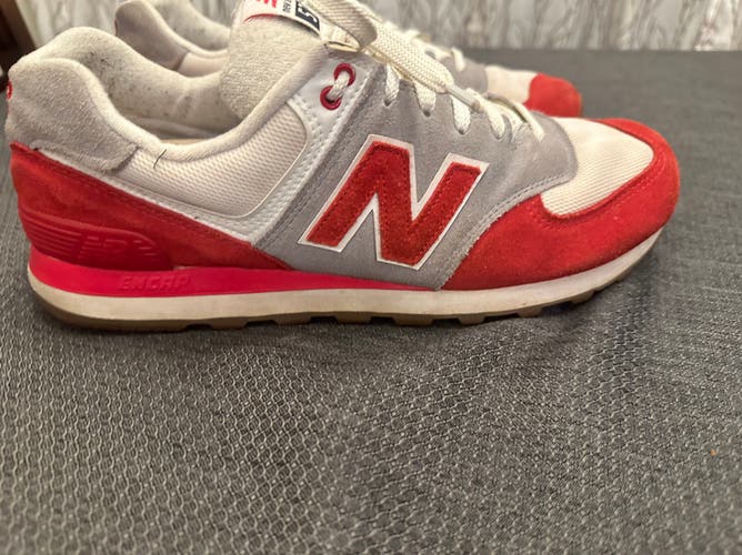 THE NEW BALANCE 574 RETRO SPORT SNEAKER IN CHINESE RED And silver men’s 11