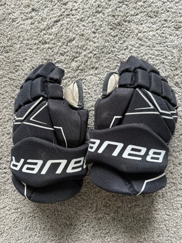 Used Bauer 12" Gloves