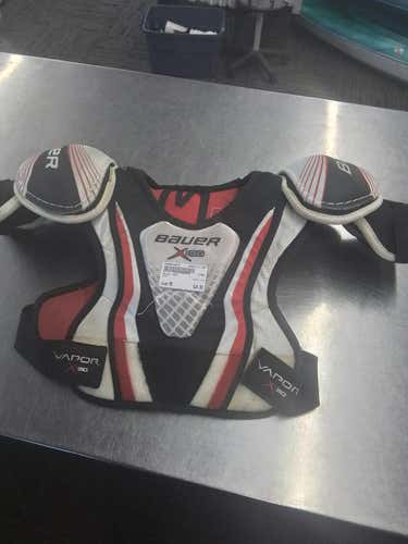 Used Bauer X30 Md Hockey Shoulder Pads