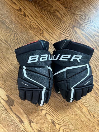 Used  Bauer 14"  Vapor 3X Pro Gloves