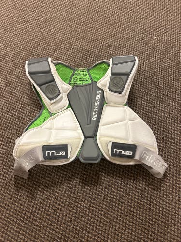 Maverik lacrosse shoulder pads