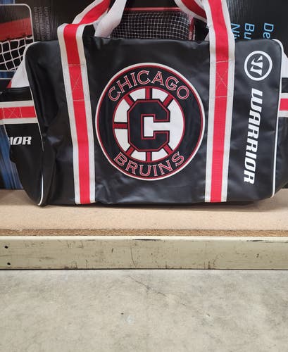 New Warrior Chicago Bruins Coaches bags