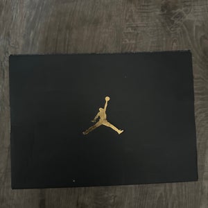 Air Jordan 1 Mid (2020 Chicago) Size 8.5 Men