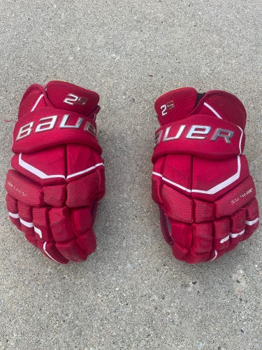 Bauer supreme 2s gloves