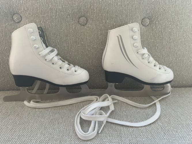 Used Cascade Lake Placid Figure Skates Junior Size 11