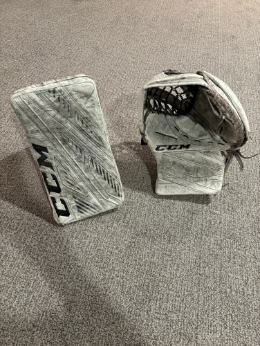 CCM Eflex 3/4 Glove and Blocker Sr Pro Used set Hockey Goalie Gloves