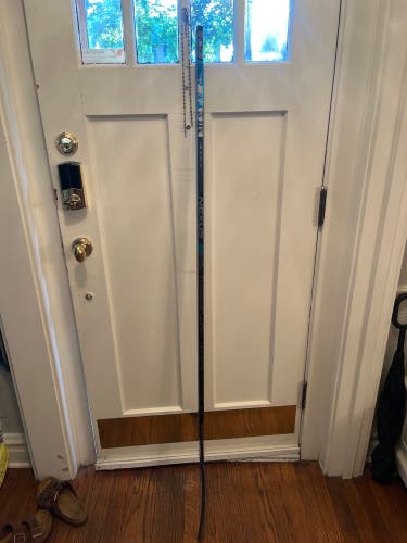 Lightly Used, Uncut, Bauer Nexus 2N Pro Senior Hockey Stick