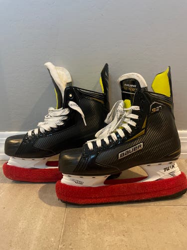 Used Senior Bauer 10 Supreme S27 Hockey Skates