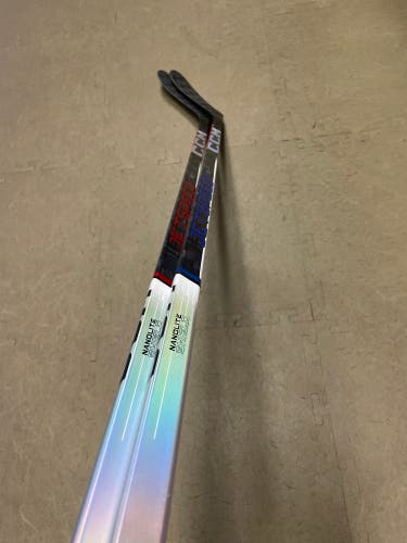 New Senior CCM Left Hand P28 Jetspeed FT6 Pro Hockey Stick - 2 Pack