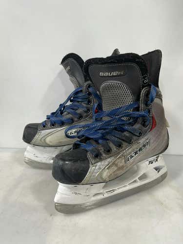 Used Bauer Vap X40 Junior 02.5 Ice Hockey Skates