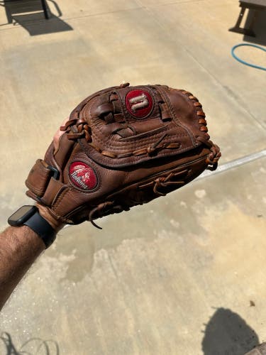 Used Nokona 12.5" Baseball Glove