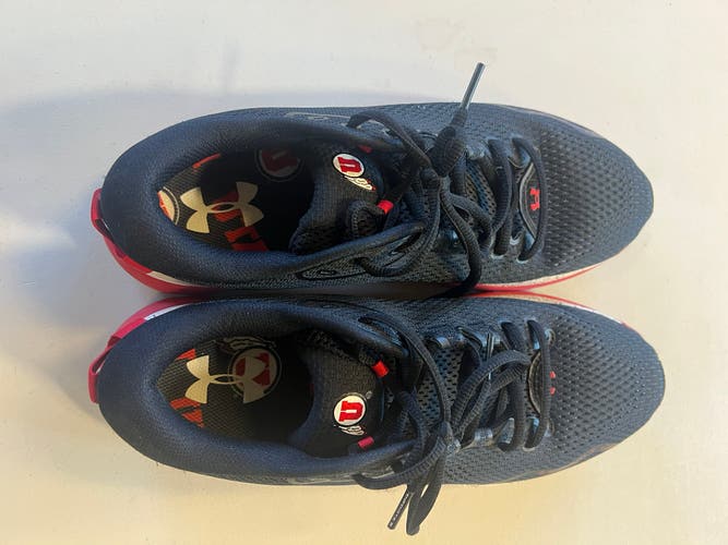 University of Utah Lacrosse Team Issued Travel Shoes (size 10)