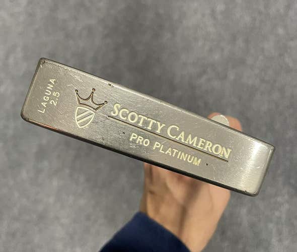 Scotty Cameron Pro Platinum Laguna 2.5 Putter 35” Right Handed