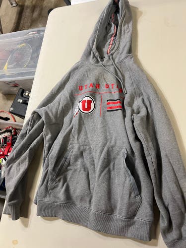 University of Utah Lacrosse Team Issued Hoodie (medium)
