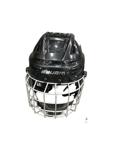 Used Bauer Re-akt 150 Md Hockey Helmets